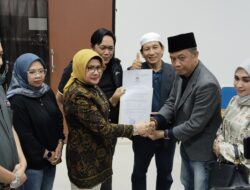 Pasangan Anang Misran dan Aspihani Ideris Resmi daftarkan Diri ke KPU Sebagai Calon Walikota dan Wakil Walikota Banjarmasin